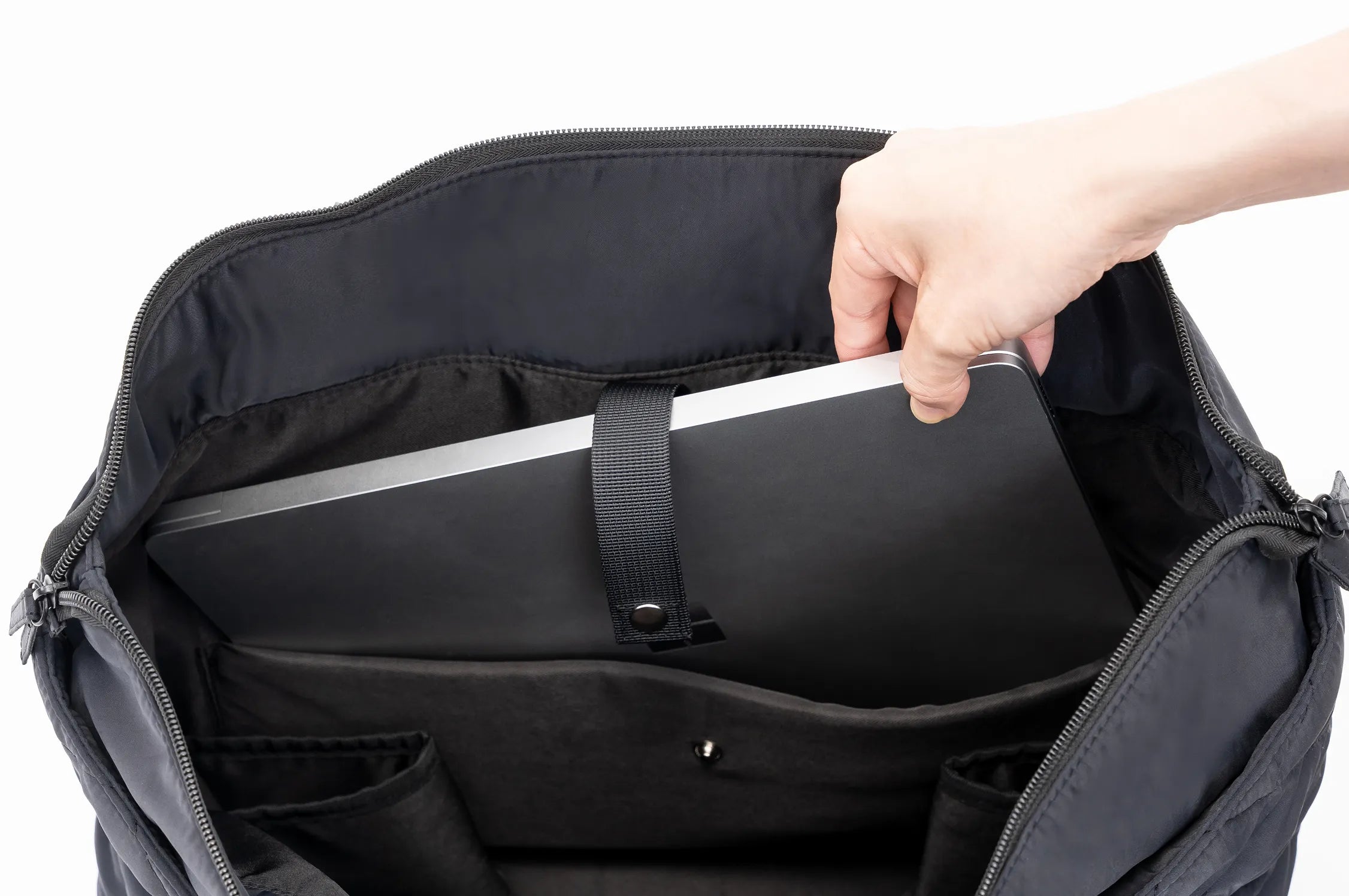 POMULU マルチトートバッグ