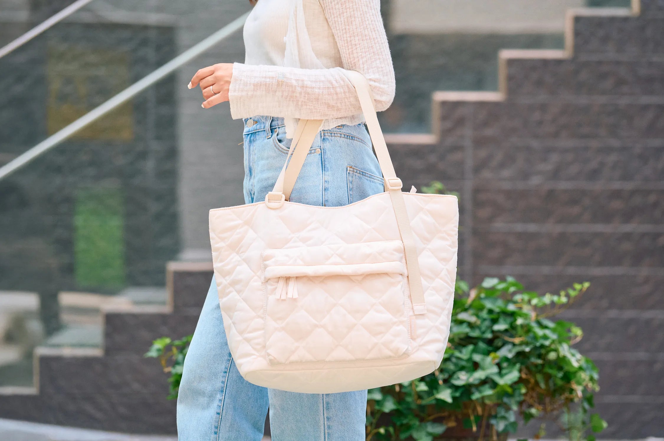 POMULU マルチトートバッグ